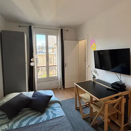 Bright Apartman